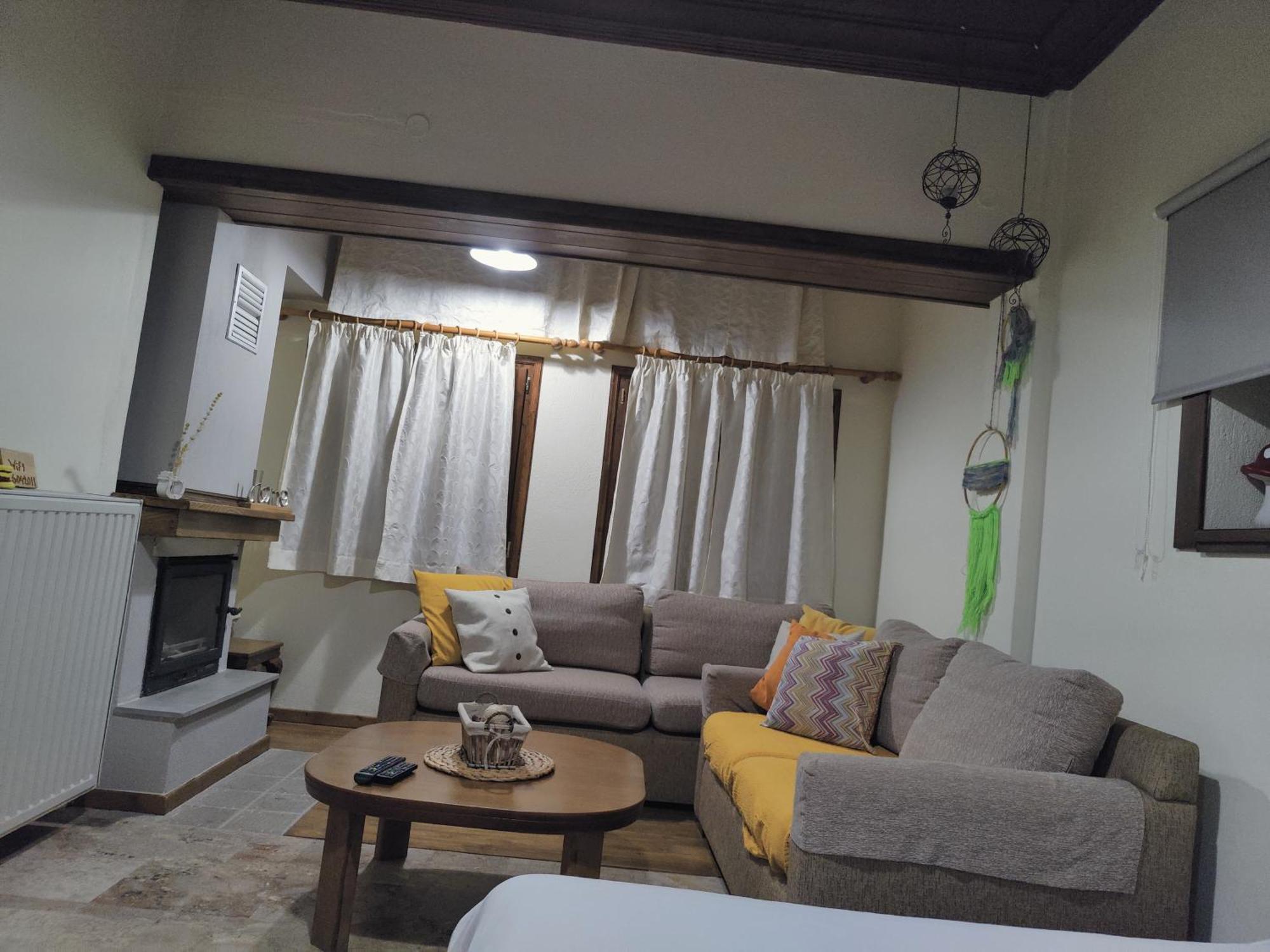 Guesthouse Theodorou Eláti المظهر الخارجي الصورة