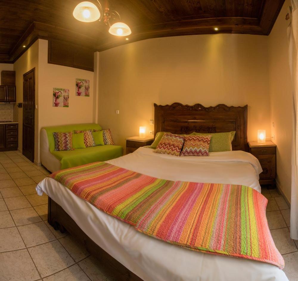 Guesthouse Theodorou Eláti المظهر الخارجي الصورة